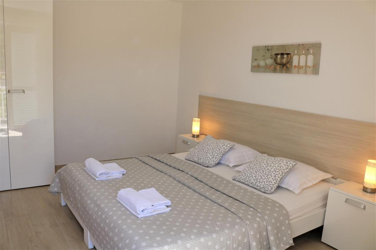 Apartments Irma Baška Voda Εξωτερικό φωτογραφία