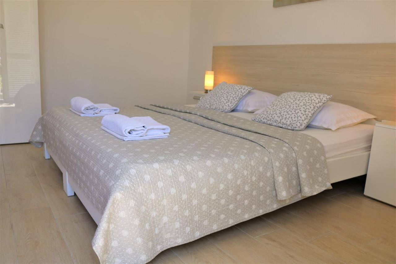 Apartments Irma Baška Voda Εξωτερικό φωτογραφία