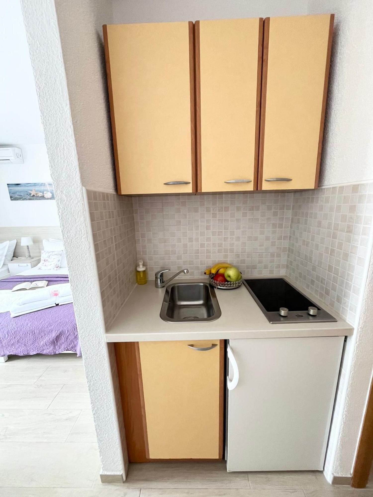 Apartments Irma Baška Voda Εξωτερικό φωτογραφία