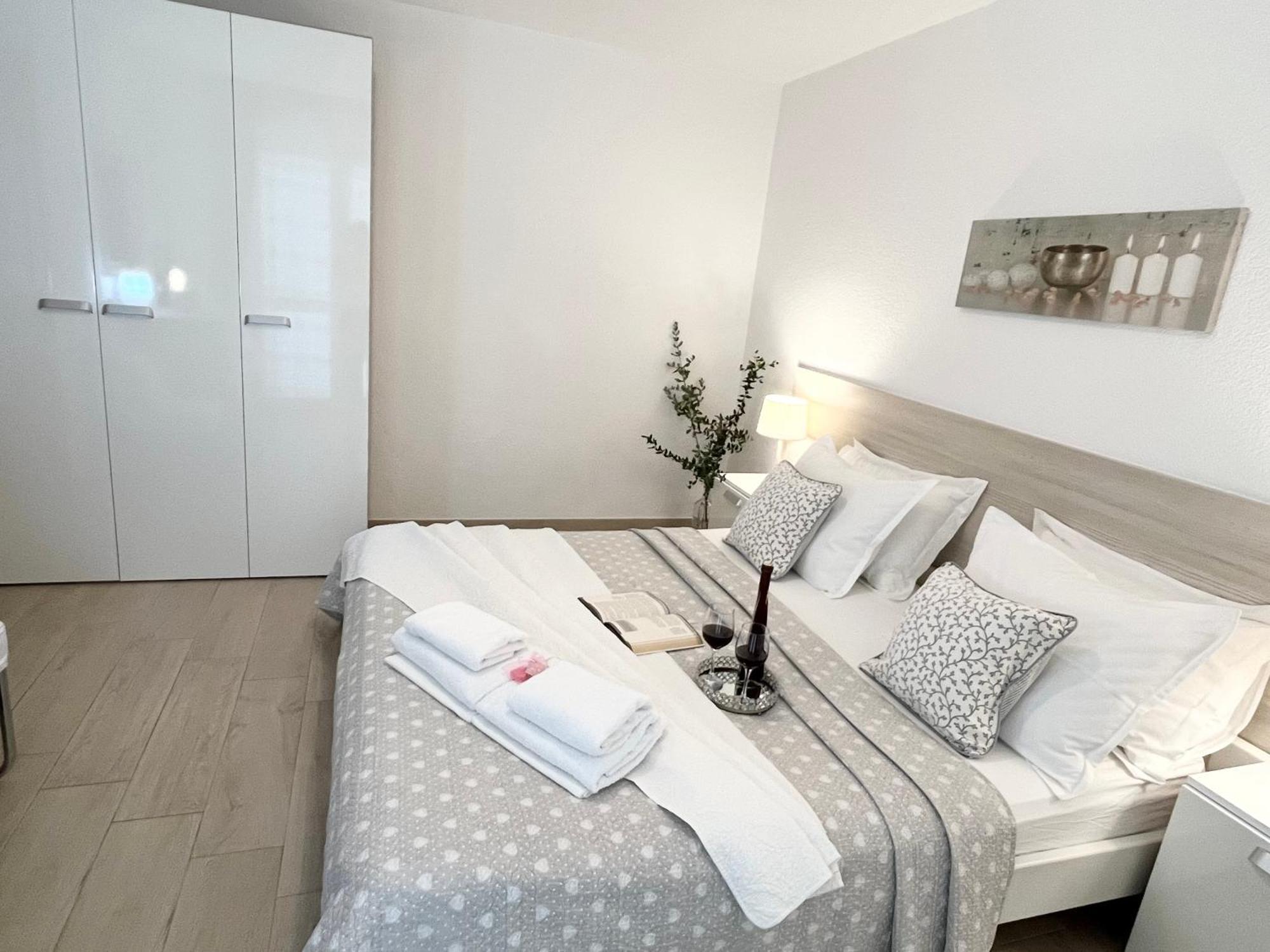 Apartments Irma Baška Voda Εξωτερικό φωτογραφία