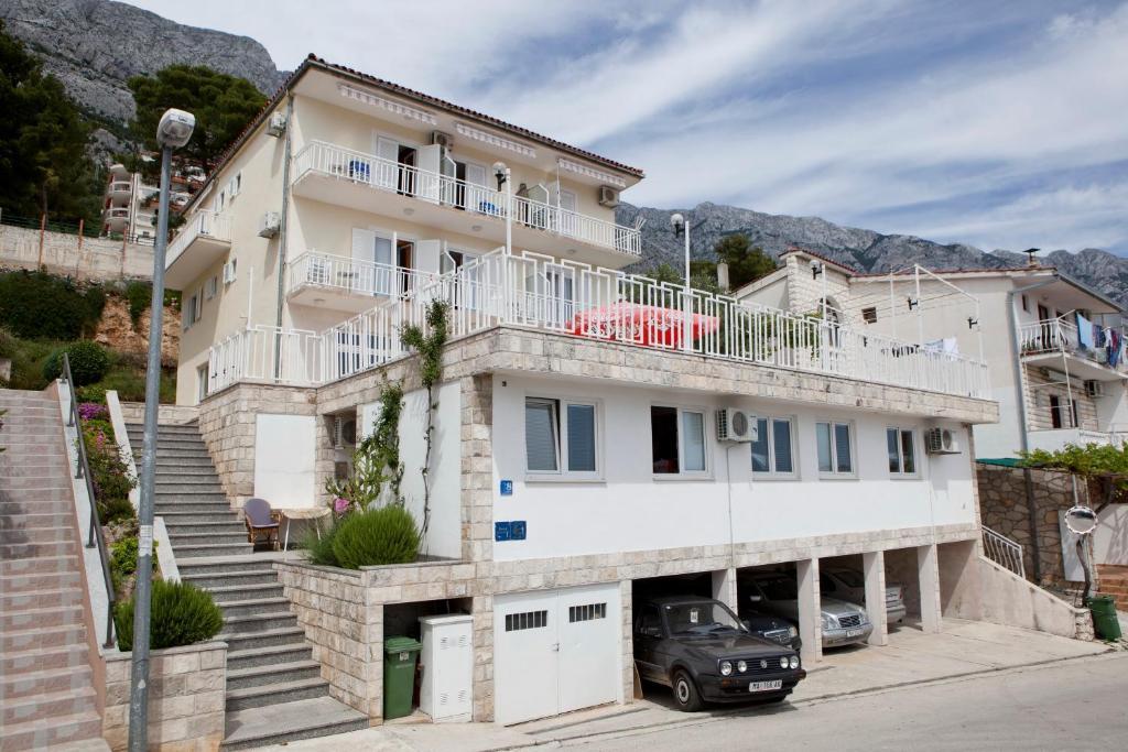 Apartments Irma Baška Voda Εξωτερικό φωτογραφία