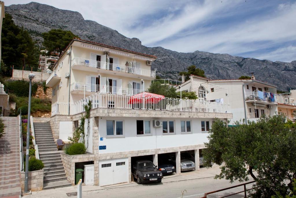 Apartments Irma Baška Voda Εξωτερικό φωτογραφία